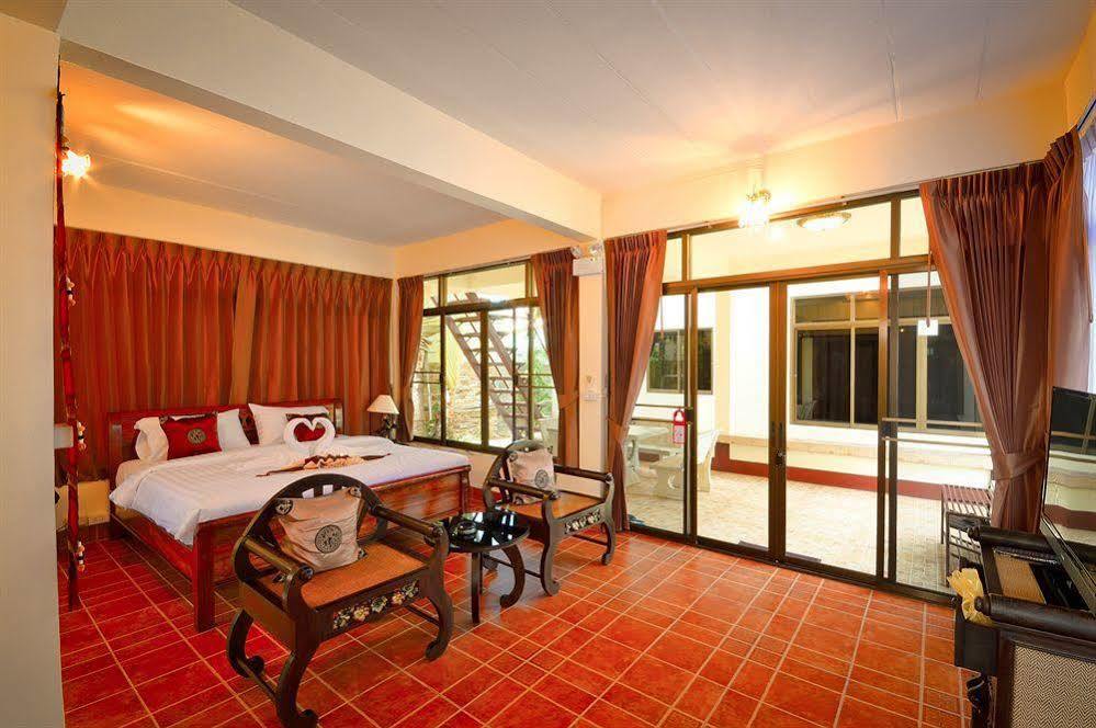 Avila Resort Pattaya Jomtien Beach Exterior photo